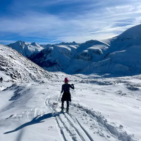 La Maison Aux Pieds Des Pyrénées - Piscine D'exception De 25m Villa
