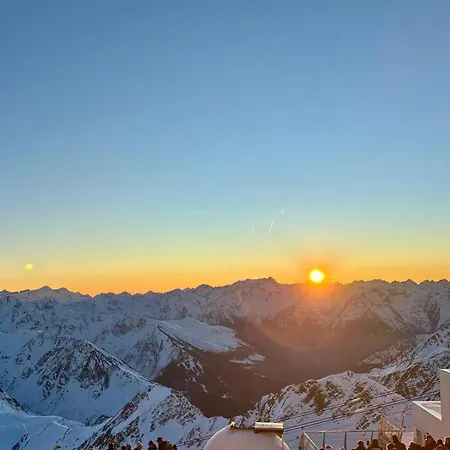 Villa La Maison Aux Pieds Des Pyrenees - Piscine D'exception De 25m Espoey