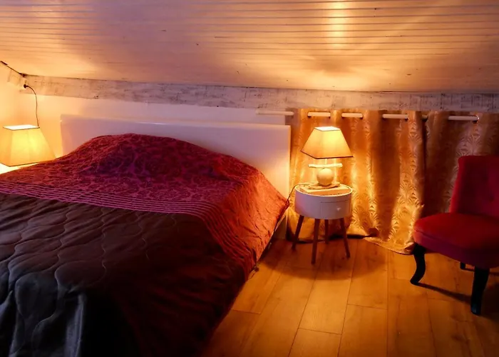 Villa La Maison Aux Pieds Des Pyrenees - Piscine D'exception De 25m Espoey