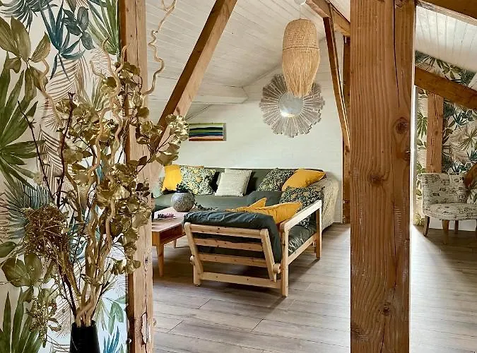 La Maison Aux Pieds Des Pyrenees - Piscine D'exception De 25m Villa Espoey